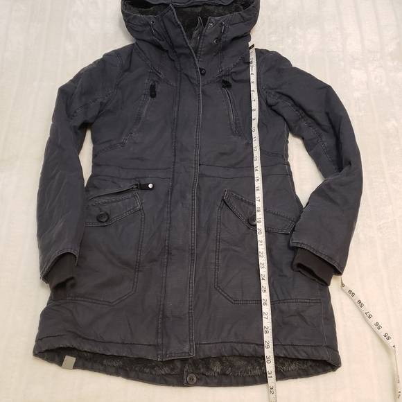 SOLD Bench Dark Gray Faux Fur Lined Utility Jacket - Picture 15 of 16